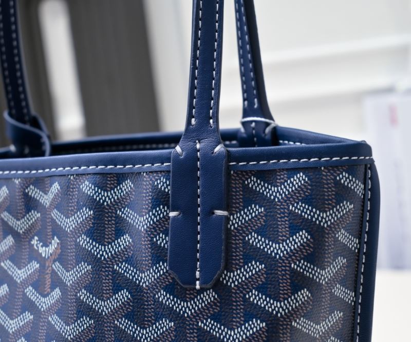 Goyard Shopping Bags